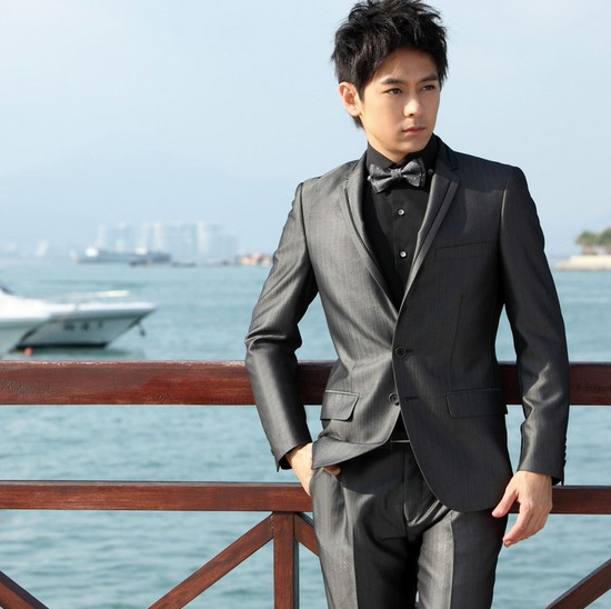 “全能奶爸”林志穎亮相攸妍彩妝發(fā)布會現場