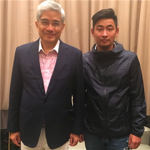 郎咸平與經紀人李志