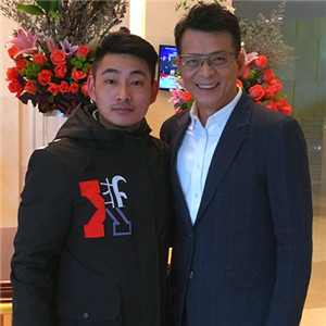 黃日華與經紀人李志